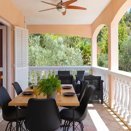 Diana - Two Bedroom With Terrace And Sea View Holiday home *